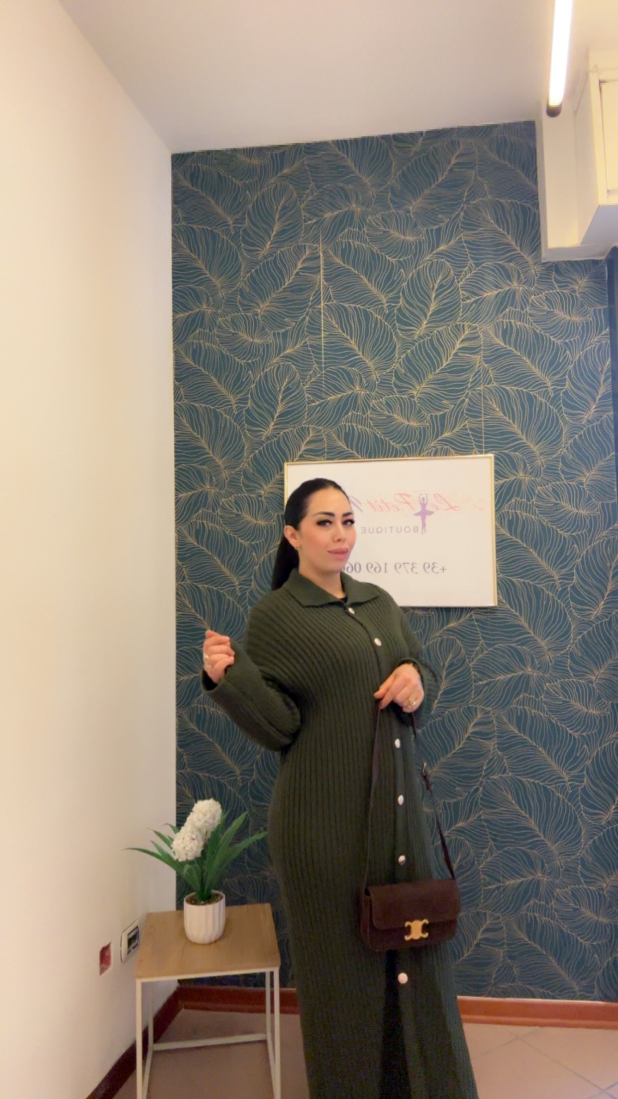 Abito modest con colletto