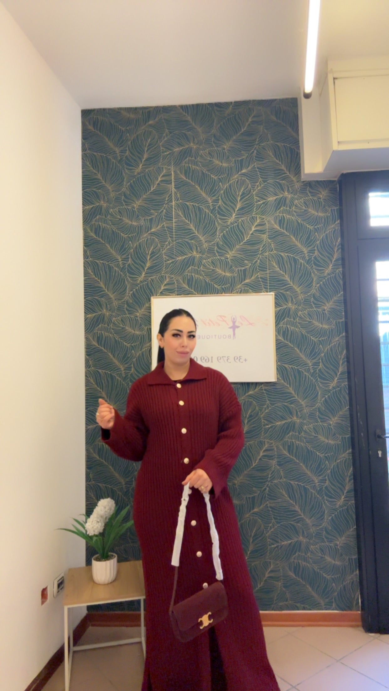 Abito modest con colletto